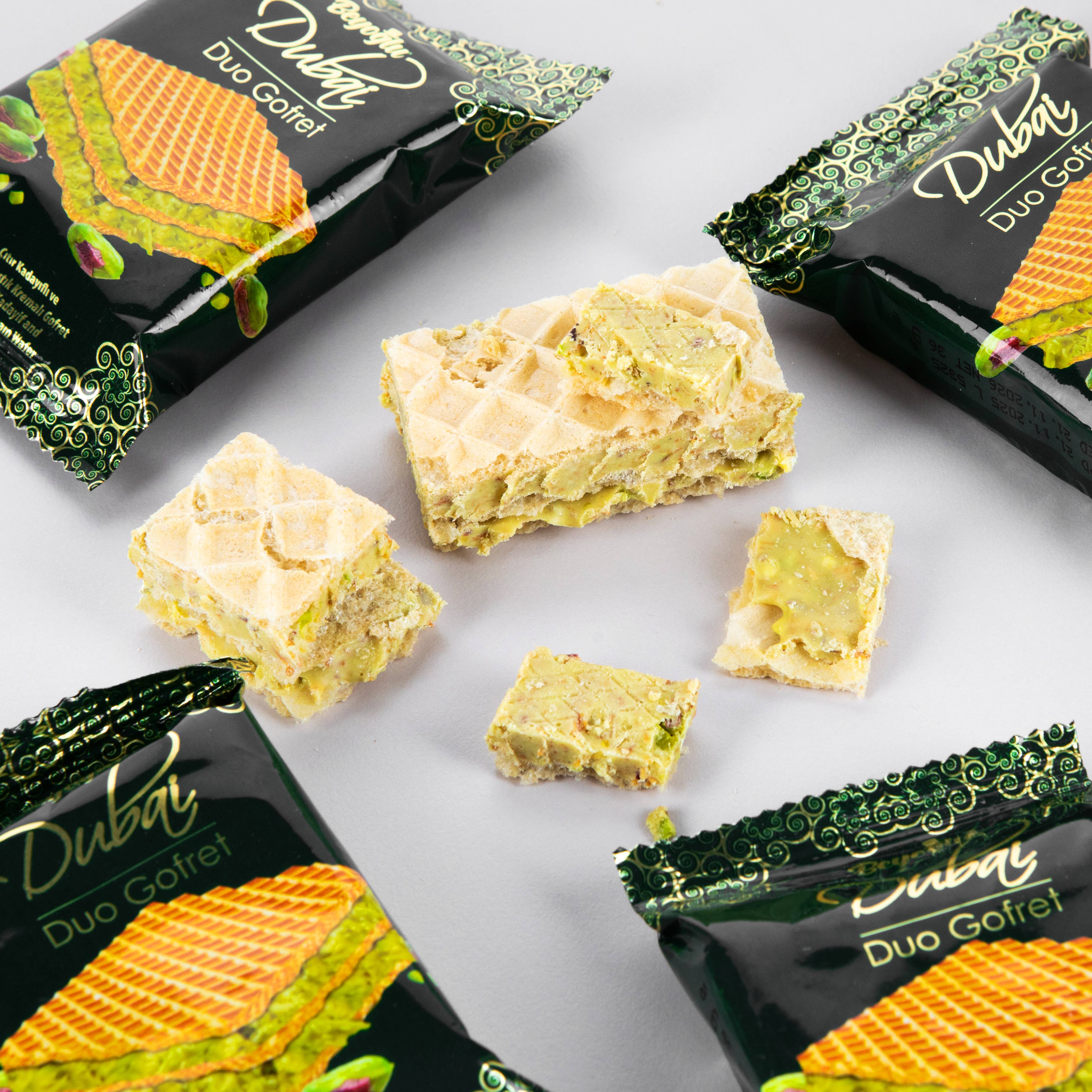Beyoglu Dubai Chocolate Duo Wafer with Pistachio - Image 3